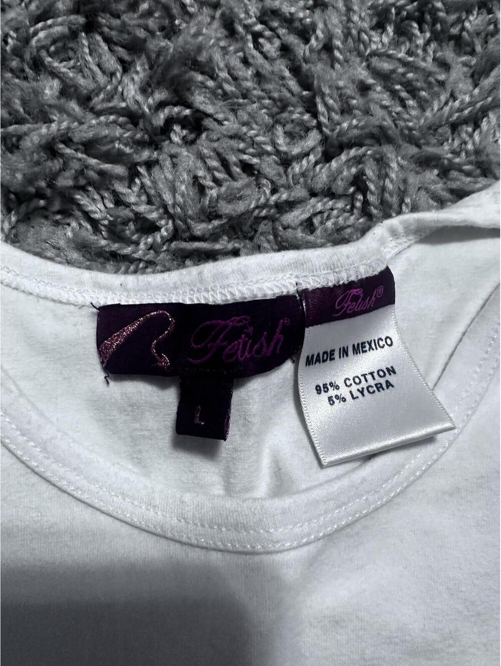 Y2K Fetish Brand Rose Graphic Top Size L - Picture 3 of 8